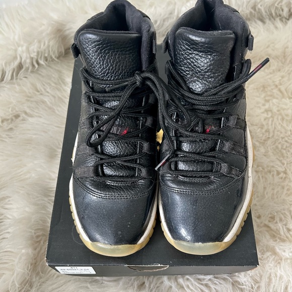 Air Jordan 11 Retro BG - Picture 1 of 3